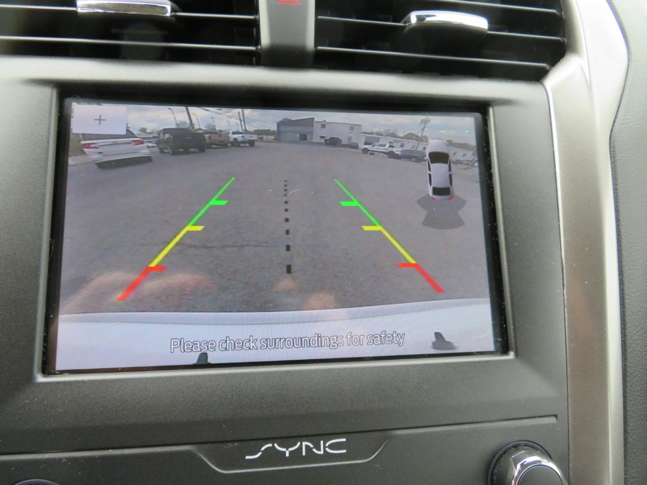 Ford Fusion SE FWD 2020