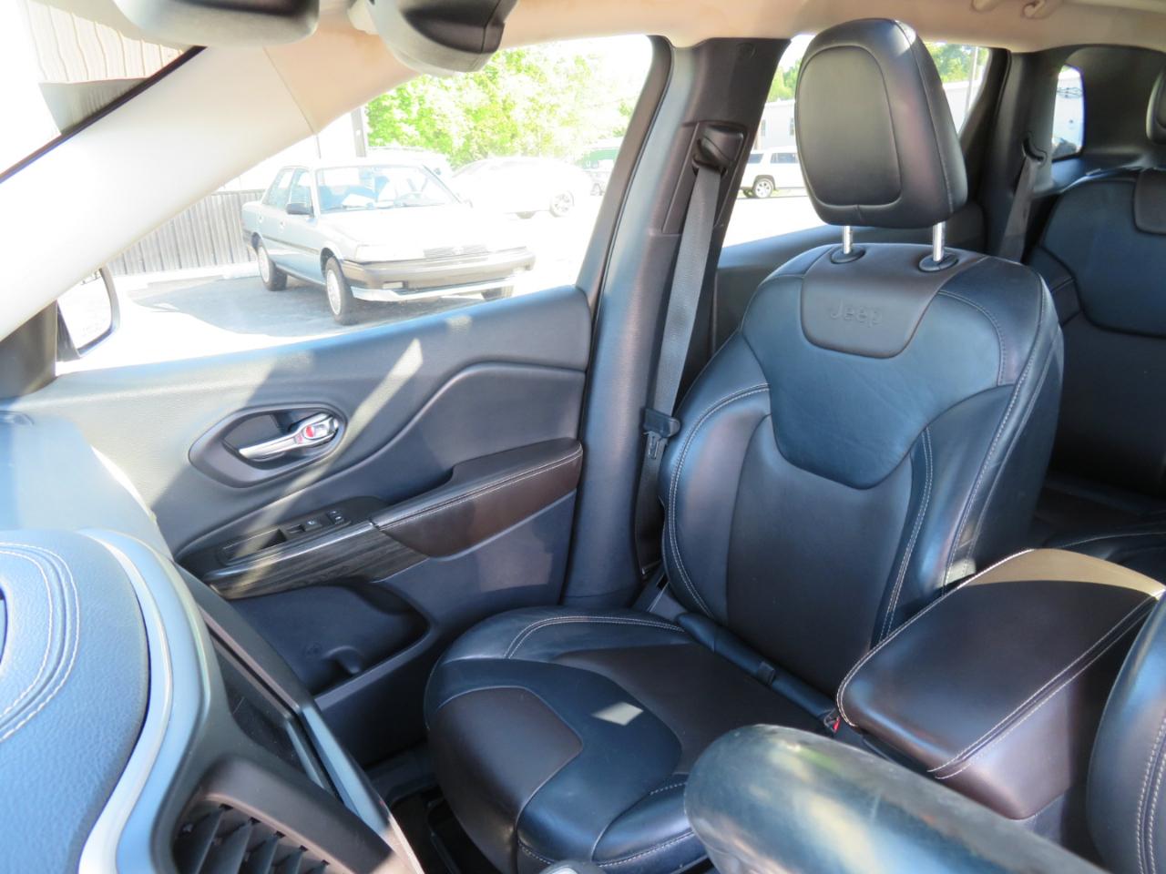 Jeep Cherokee 4WD 4dr Limited 2014