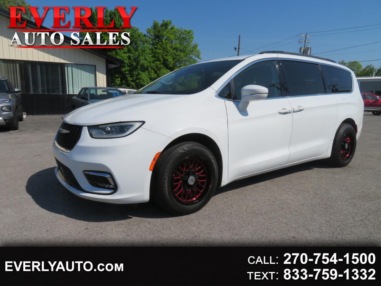 2022 Chrysler Pacifica Touring L FWD