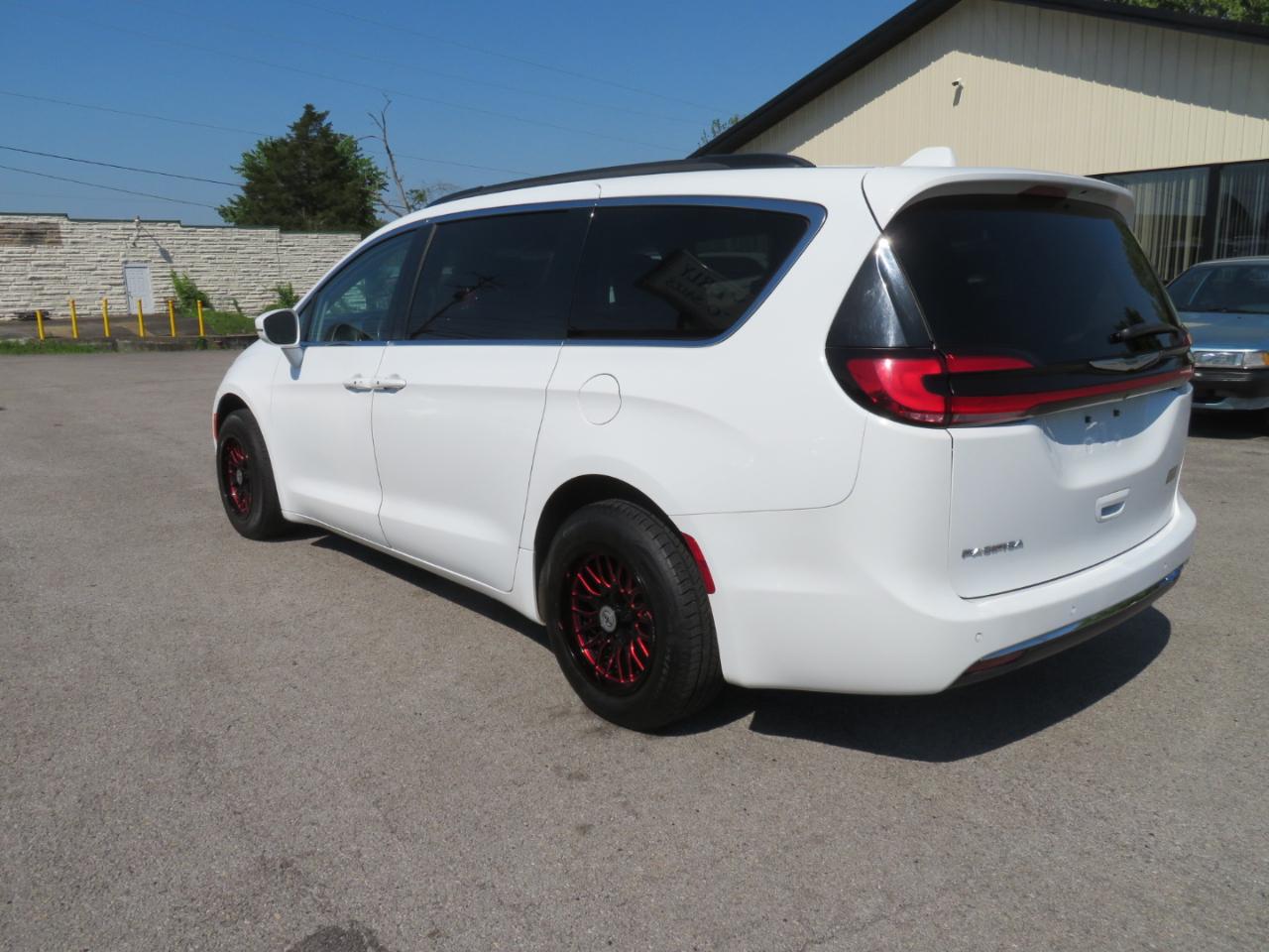 Chrysler Pacifica Touring L FWD 2022