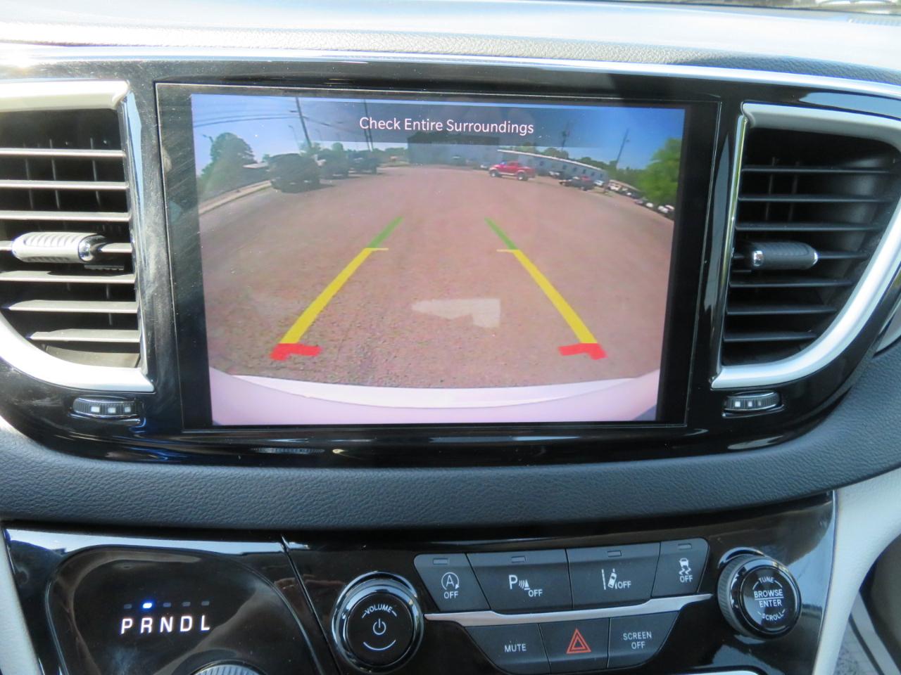 Chrysler Pacifica Touring L FWD 2022