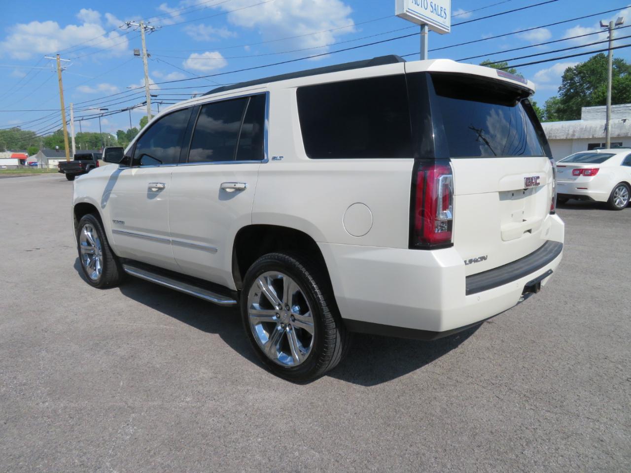 GMC Yukon 4WD 4dr SLT 2015
