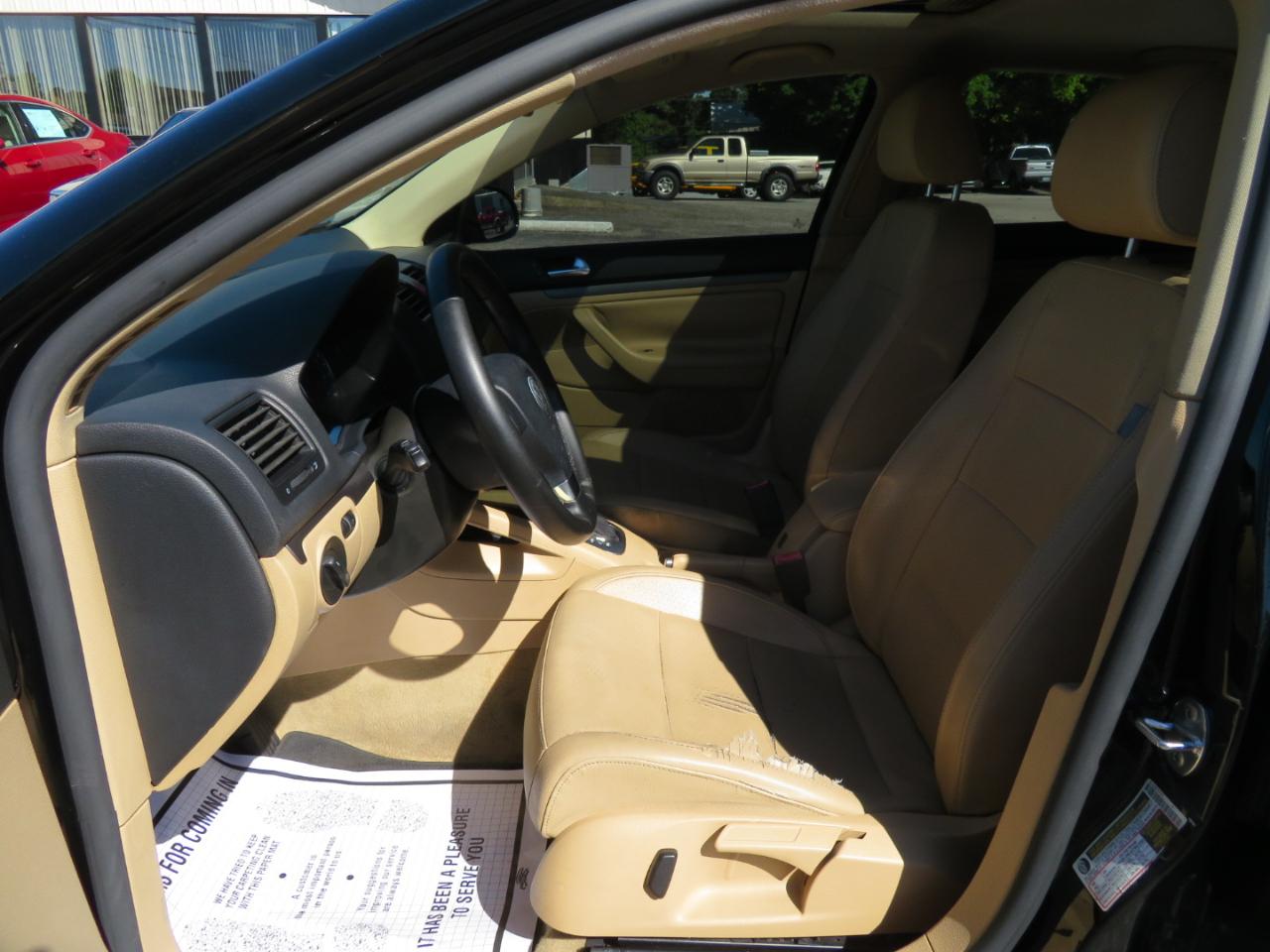 Volkswagen Jetta Sedan 4dr Auto SEL PZEV 2008