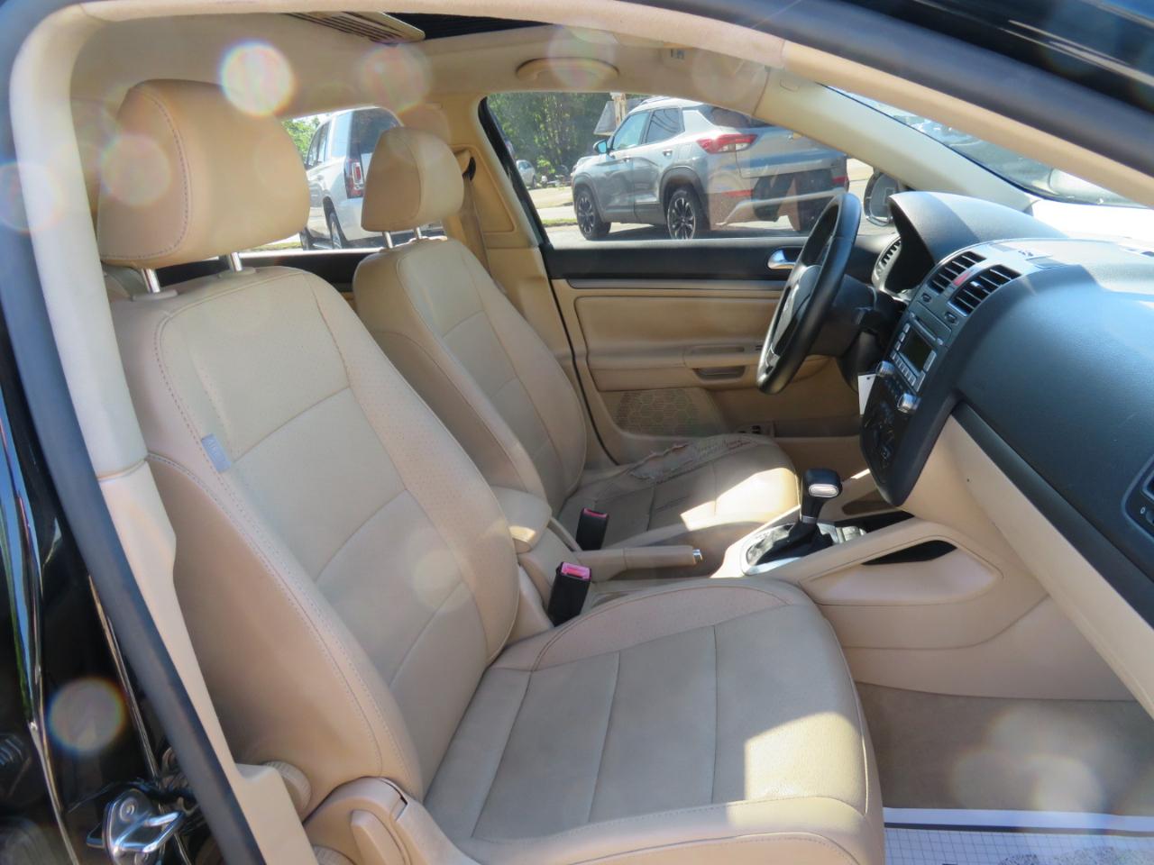 Volkswagen Jetta Sedan 4dr Auto SEL PZEV 2008