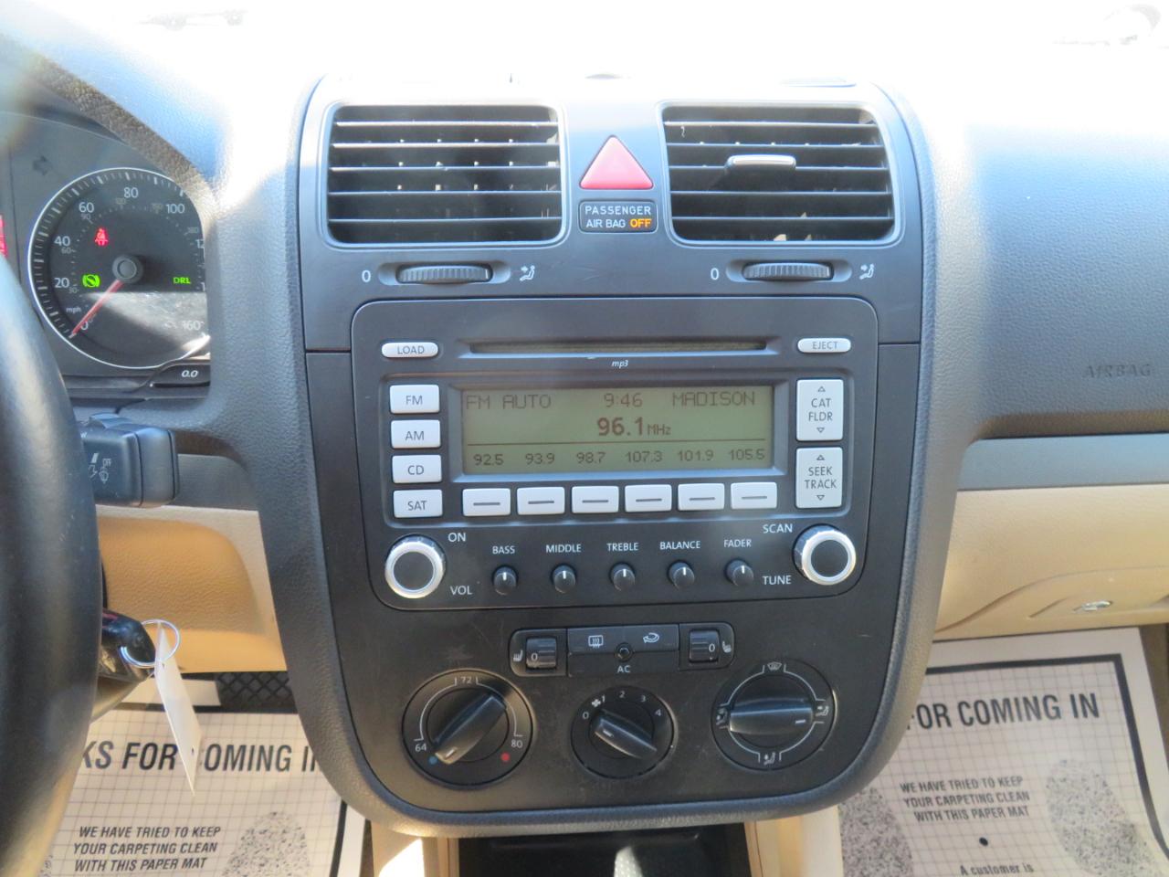 Volkswagen Jetta Sedan 4dr Auto SEL PZEV 2008