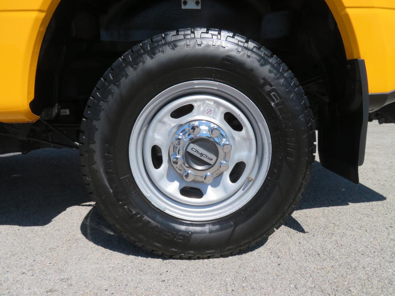 Ford Super Duty F-250 SRW XL 2WD SuperCab 6.75' Box 2020