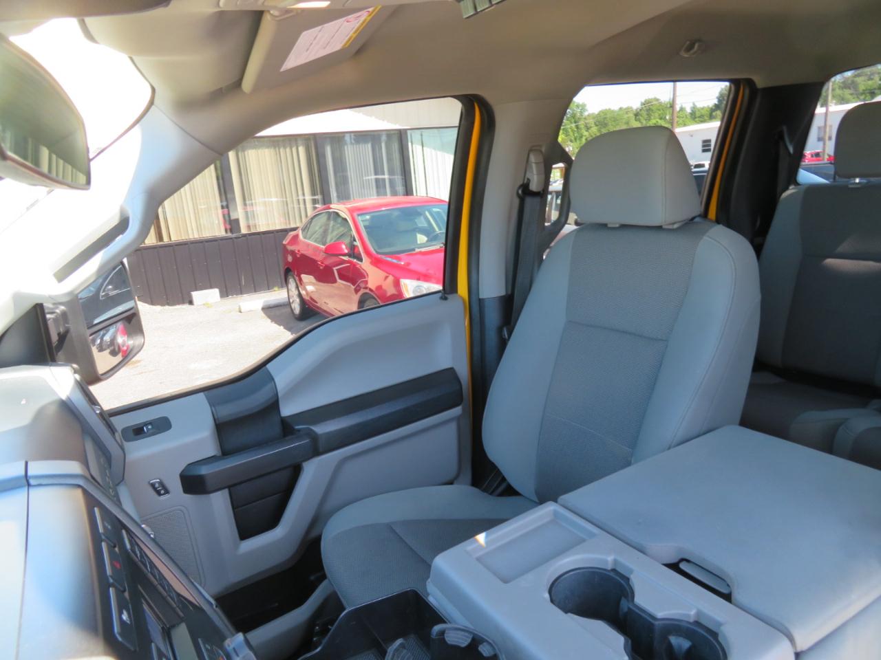 Ford Super Duty F-250 SRW XL 2WD SuperCab 6.75' Box 2020