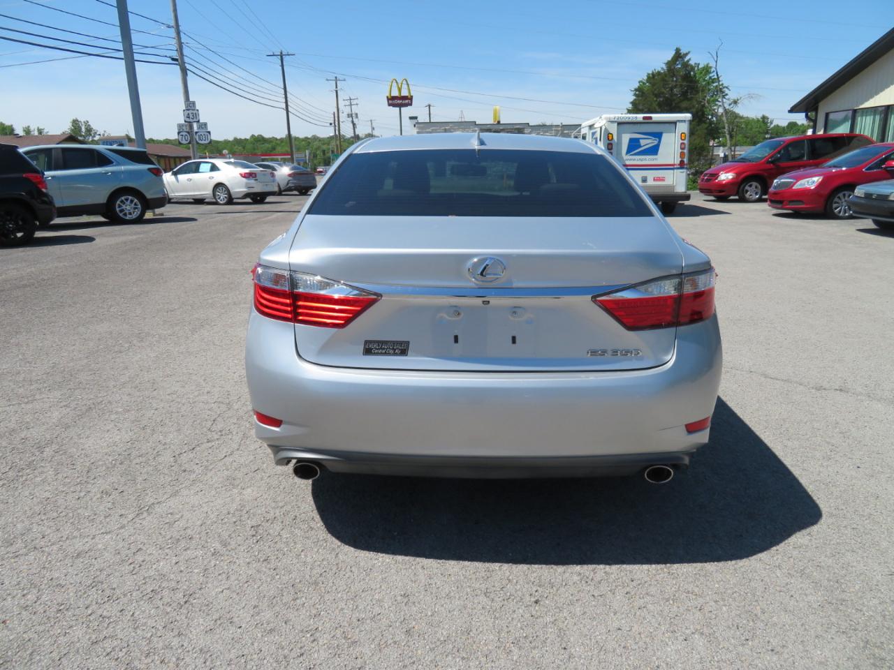 Lexus ES 350 4dr Sdn 2015