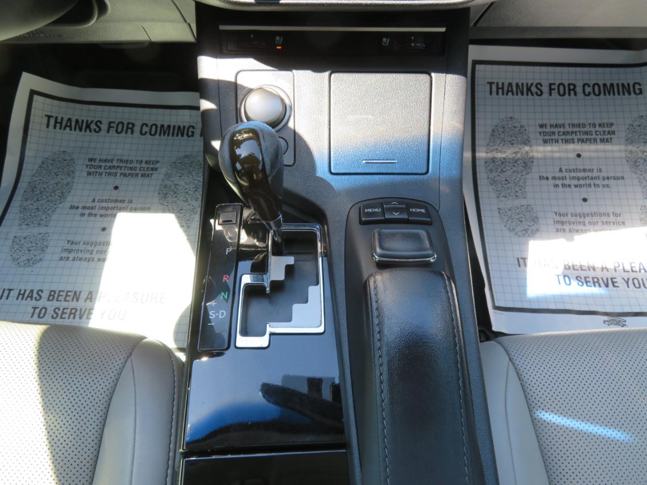 Lexus ES 350 4dr Sdn 2015