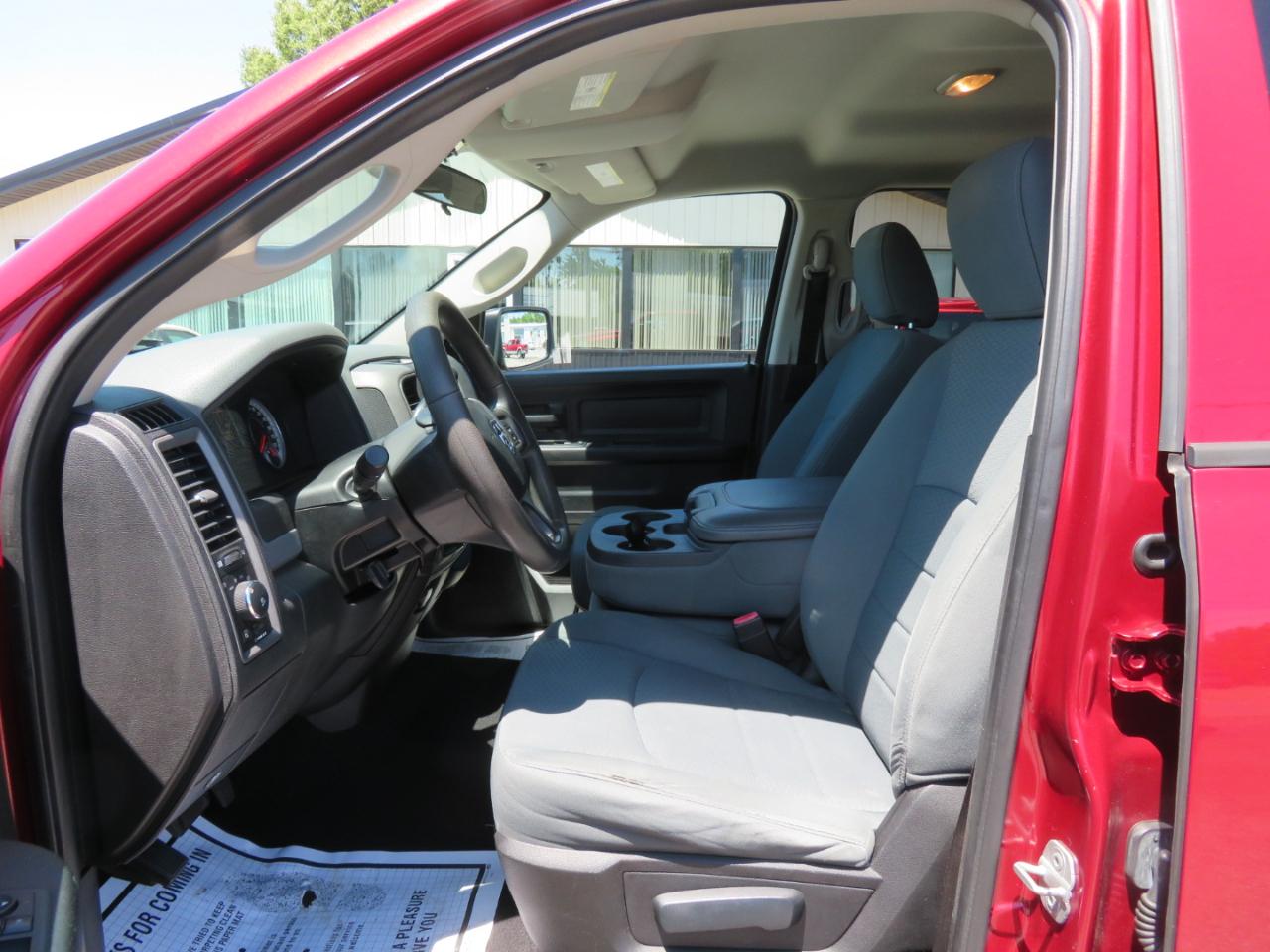 RAM 1500 4WD Quad Cab 140.5" Express 2014