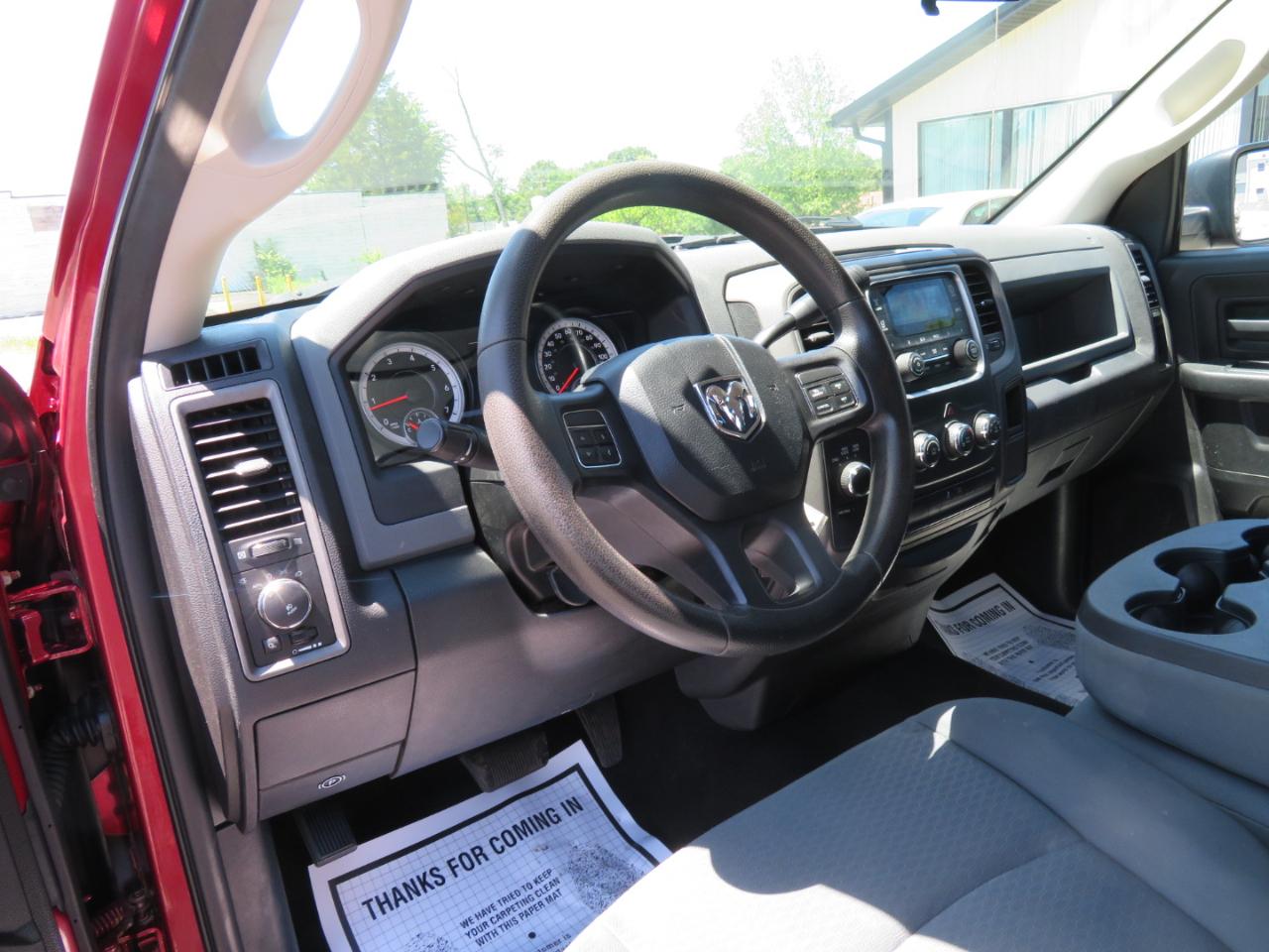 RAM 1500 4WD Quad Cab 140.5" Express 2014