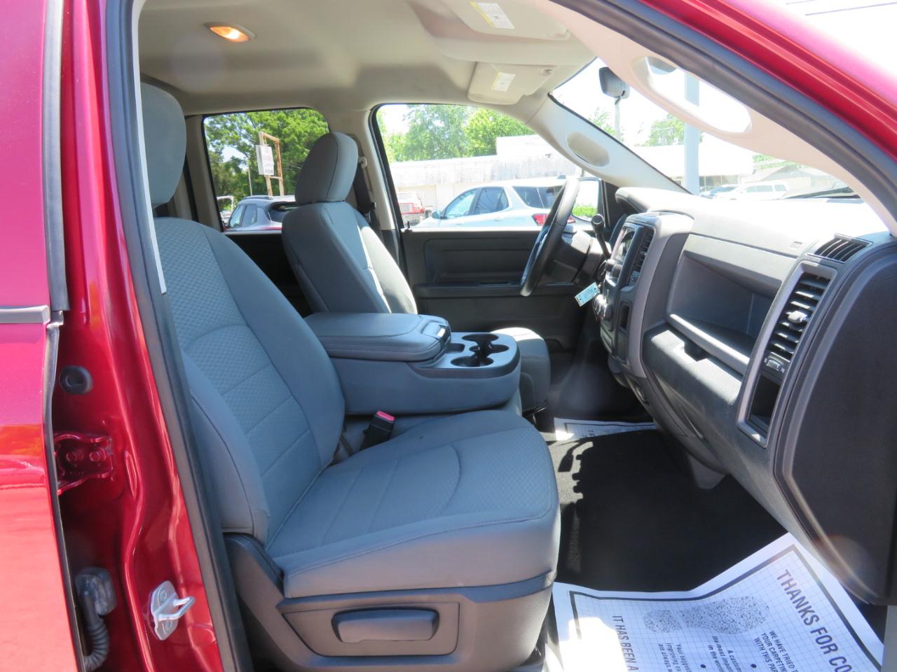 RAM 1500 4WD Quad Cab 140.5" Express 2014
