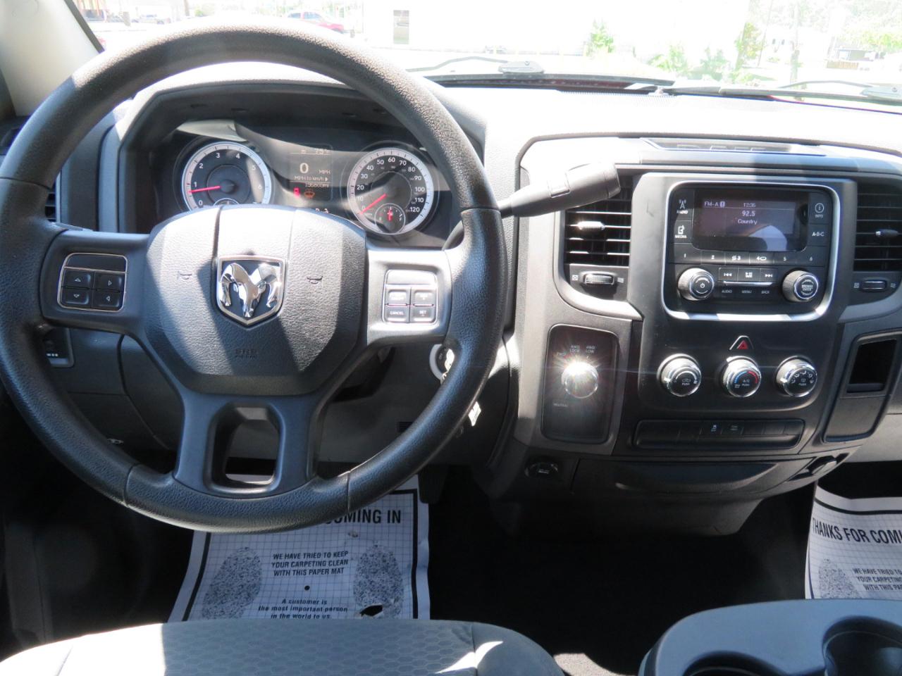 RAM 1500 4WD Quad Cab 140.5" Express 2014
