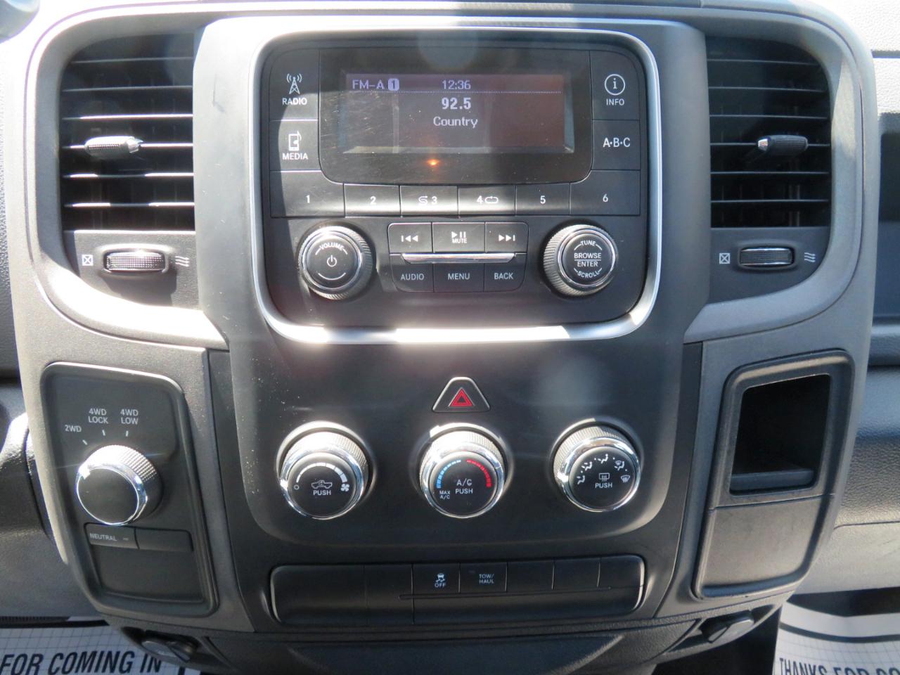 RAM 1500 4WD Quad Cab 140.5" Express 2014