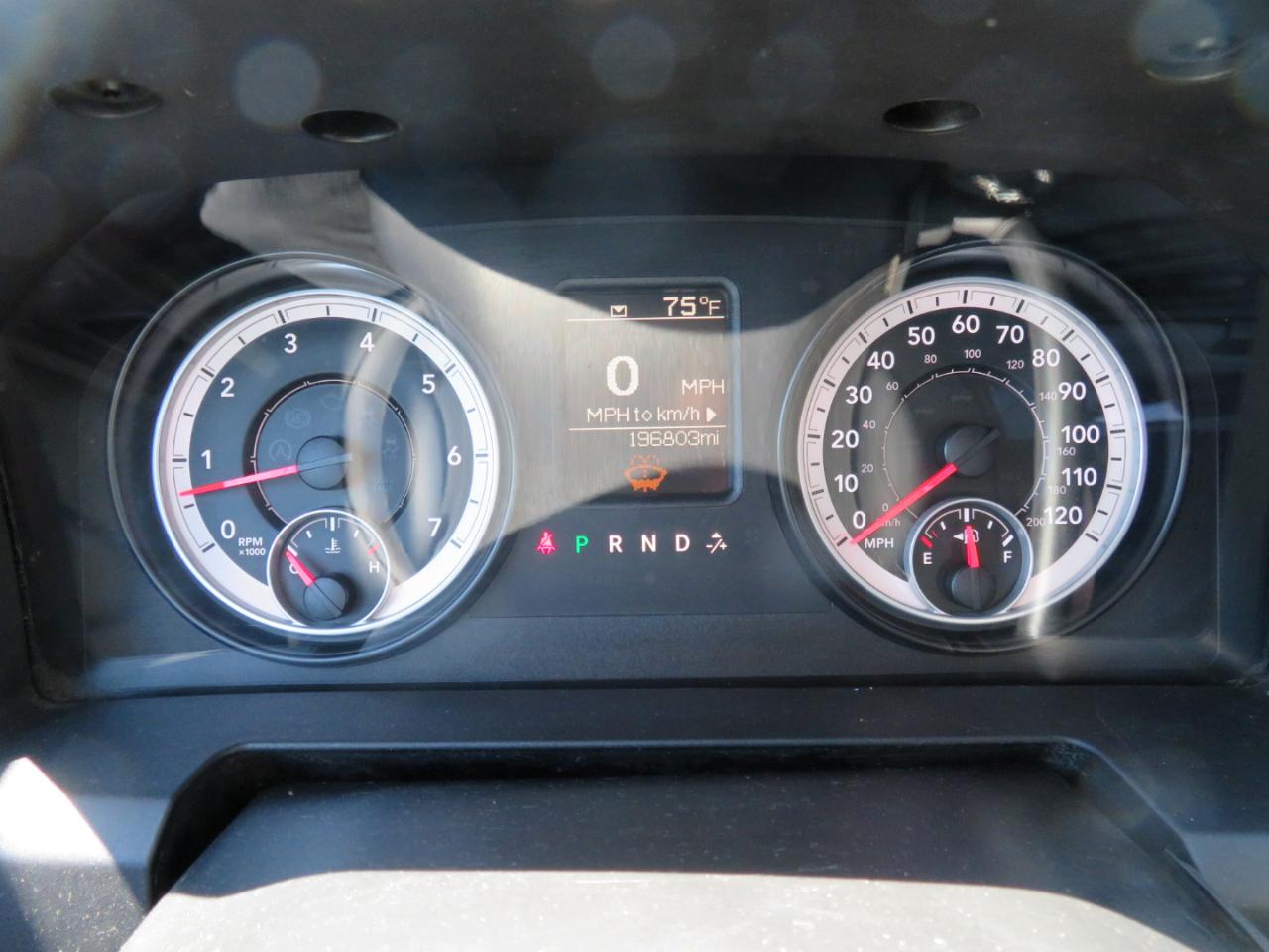 RAM 1500 4WD Quad Cab 140.5" Express 2014