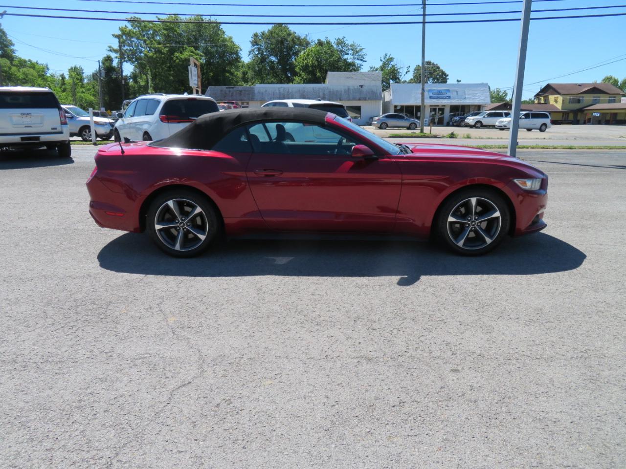 Ford Mustang 2dr Conv V6 2015