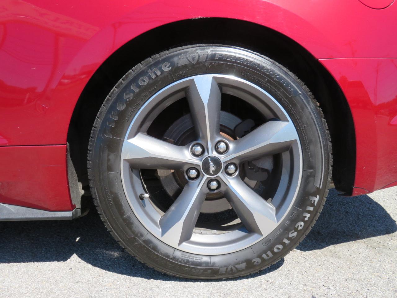 Ford Mustang 2dr Conv V6 2015