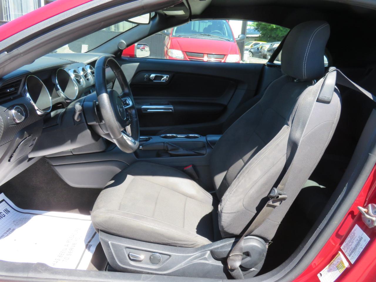 Ford Mustang 2dr Conv V6 2015