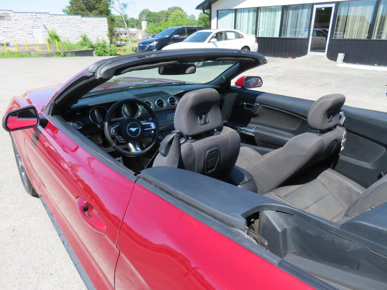 Ford Mustang 2dr Conv V6 2015