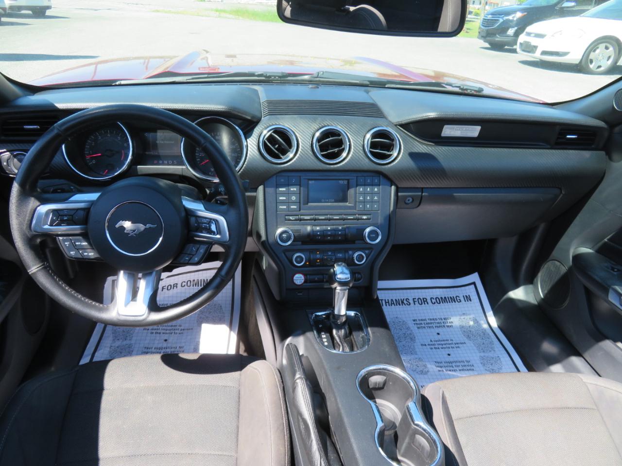 Ford Mustang 2dr Conv V6 2015