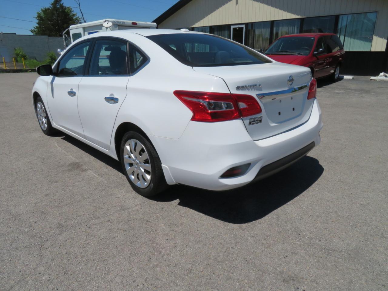 Nissan Sentra 4dr Sdn I4 CVT FE+ S 2016