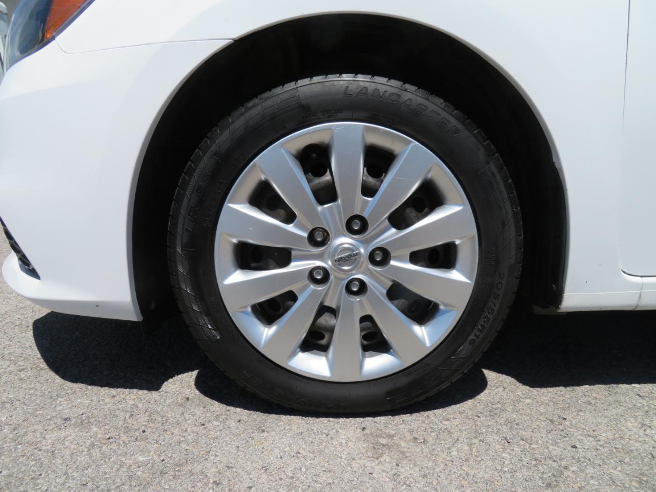 Nissan Sentra 4dr Sdn I4 CVT FE+ S 2016