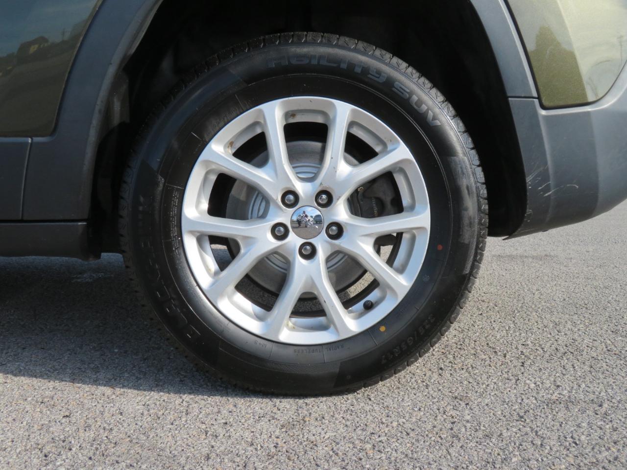 Jeep Cherokee 4WD 4dr Latitude 2015
