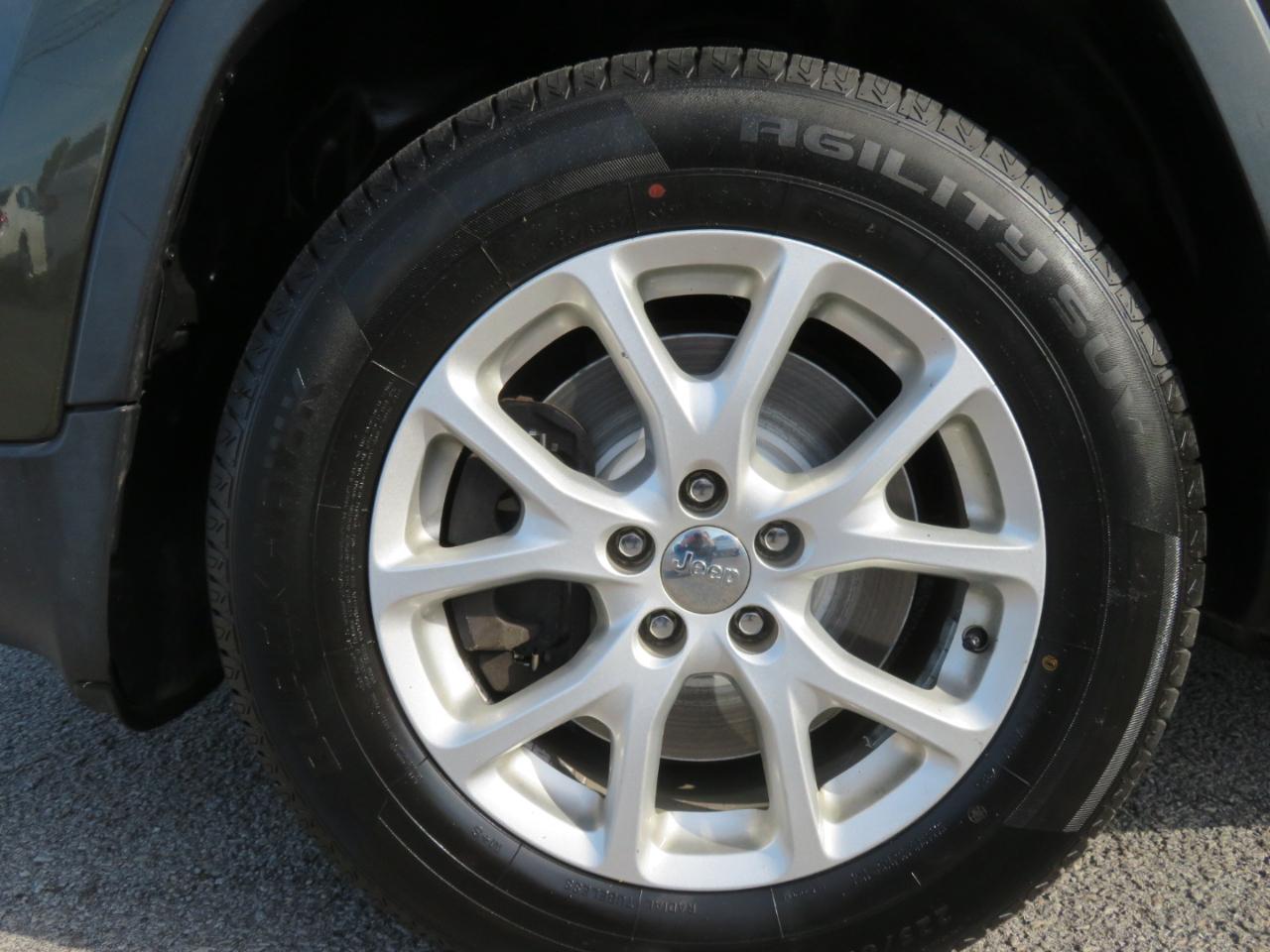 Jeep Cherokee 4WD 4dr Latitude 2015