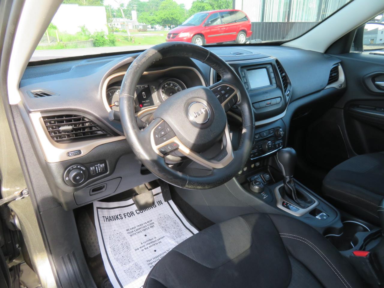 Jeep Cherokee 4WD 4dr Latitude 2015