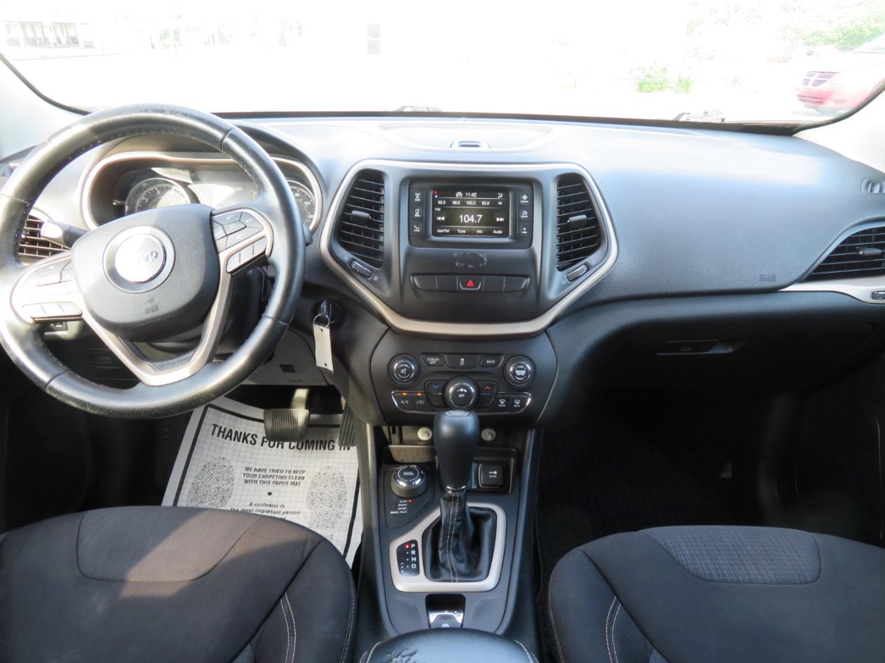 Jeep Cherokee 4WD 4dr Latitude 2015