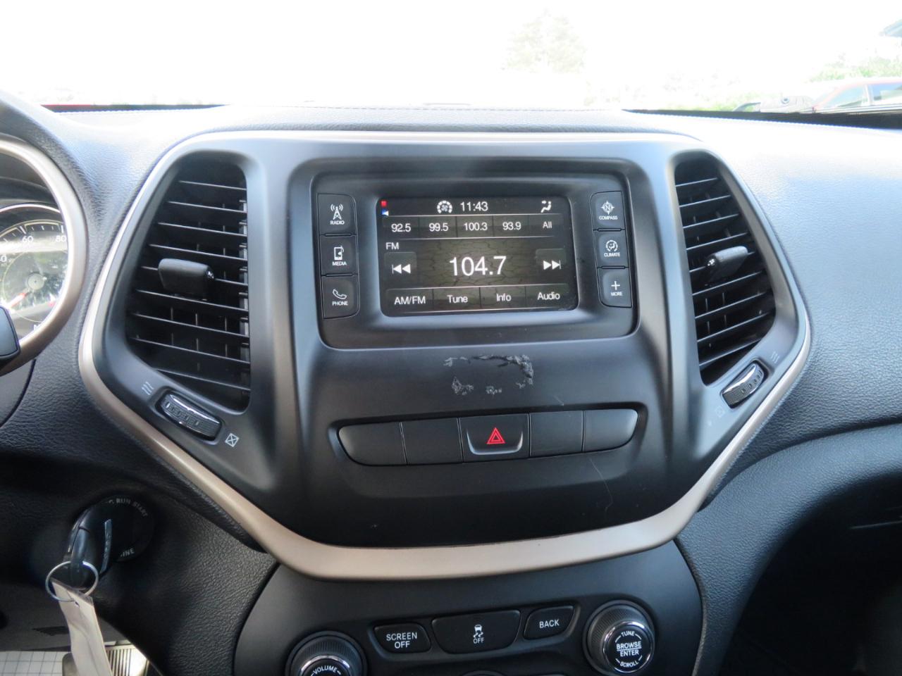 Jeep Cherokee 4WD 4dr Latitude 2015