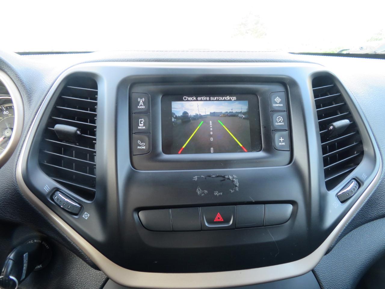 Jeep Cherokee 4WD 4dr Latitude 2015