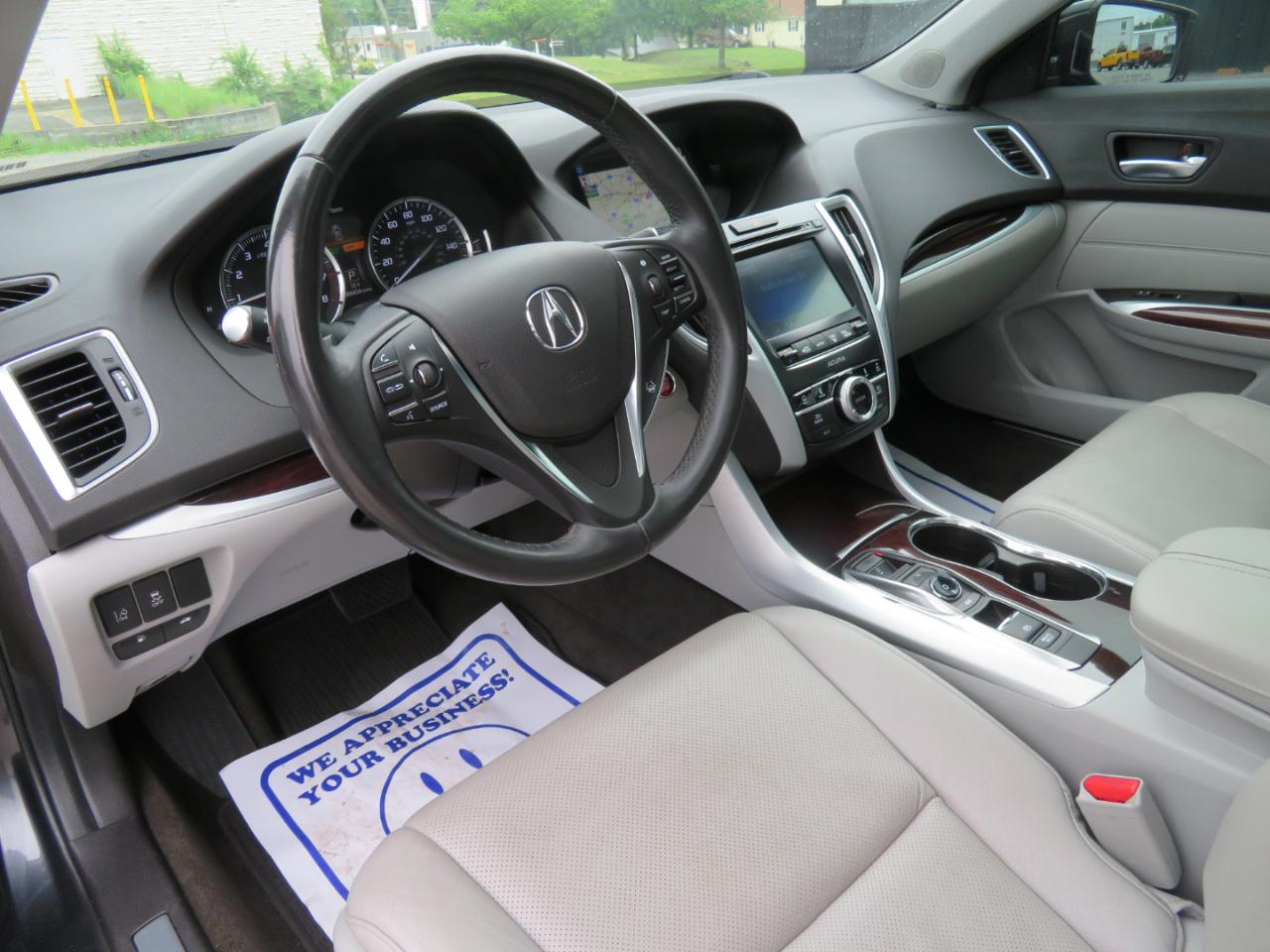 Acura TLX 4dr Sdn FWD V6 Tech 2015