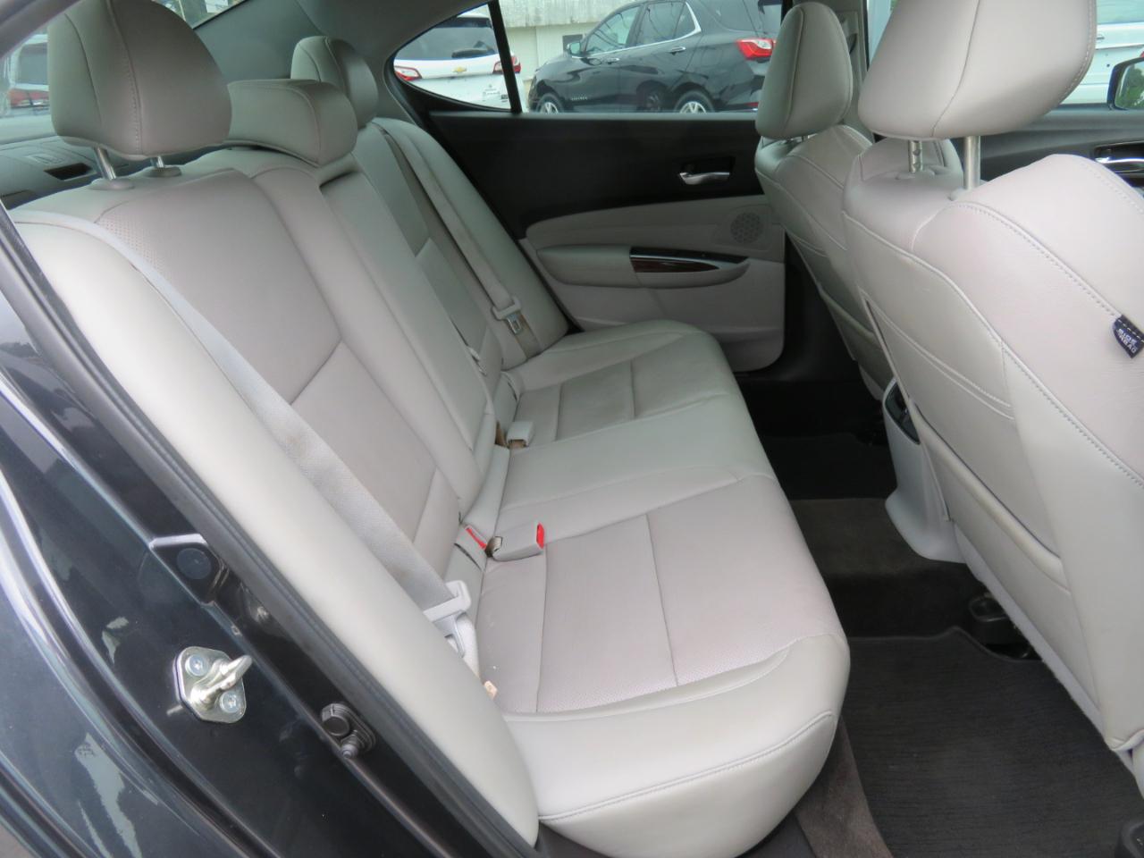 Acura TLX 4dr Sdn FWD V6 Tech 2015