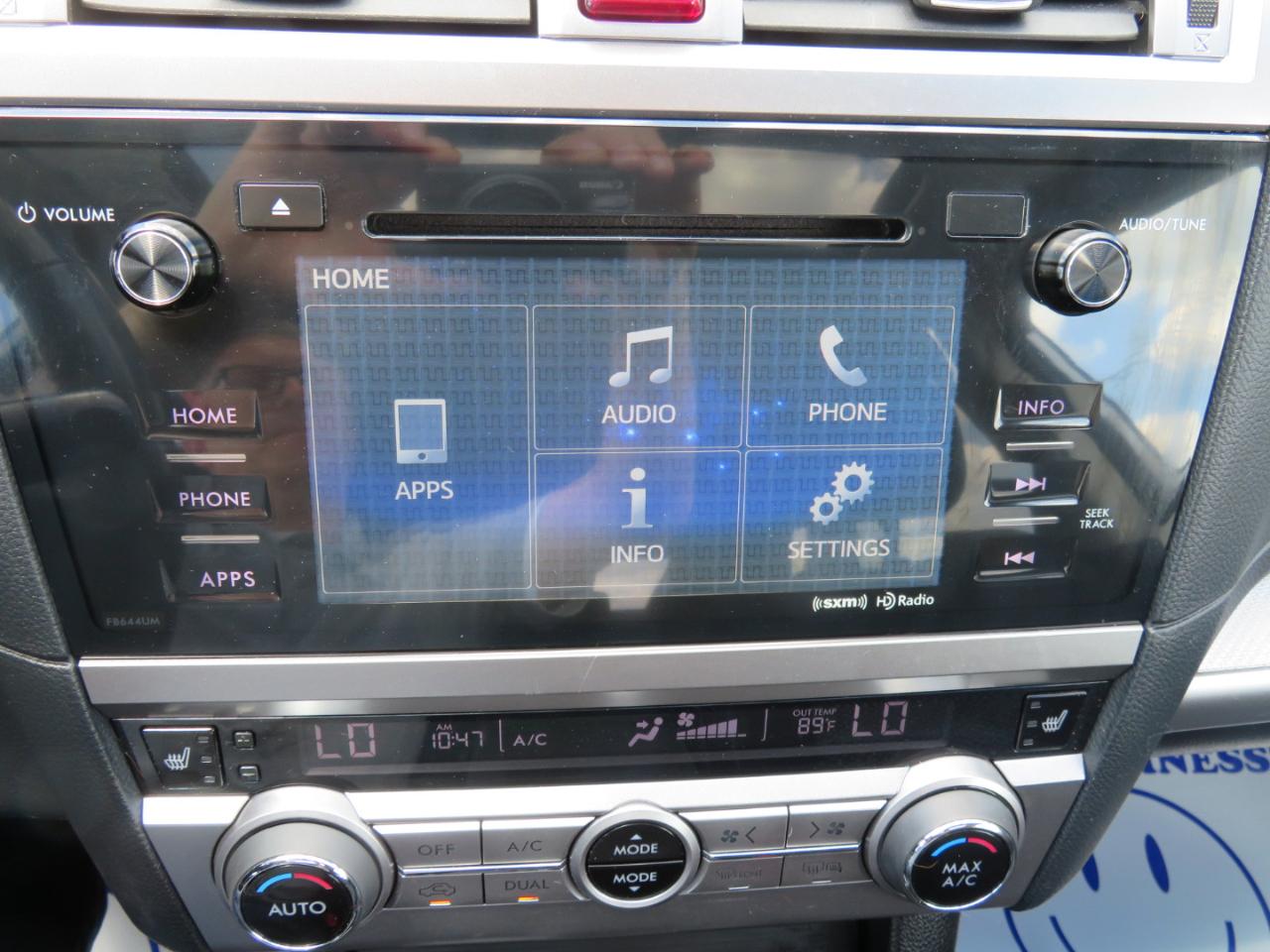 Subaru Outback 4dr Wgn 2.5i Premium 2015