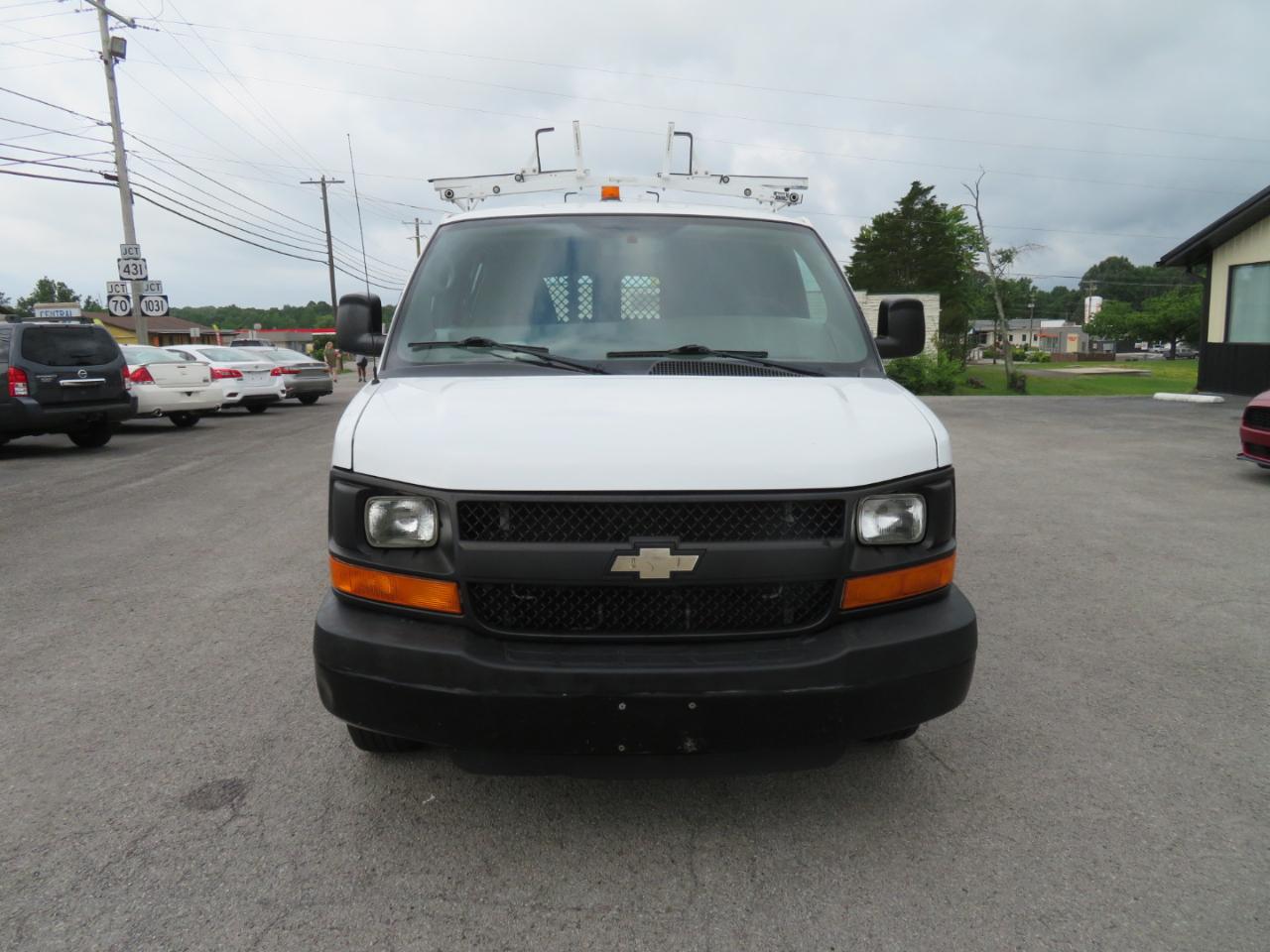 Chevrolet Express Cargo Van RWD 2500 135" 2015