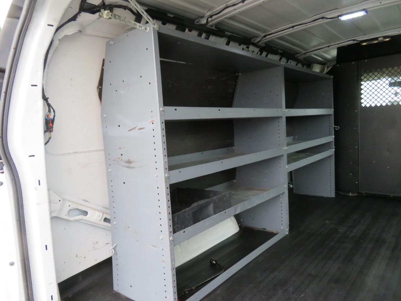Chevrolet Express Cargo Van RWD 2500 135" 2015