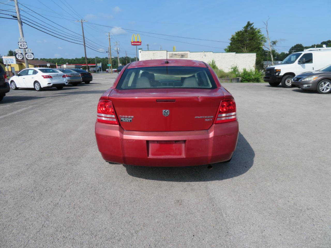 Dodge Avenger 4dr Sdn SXT 2010