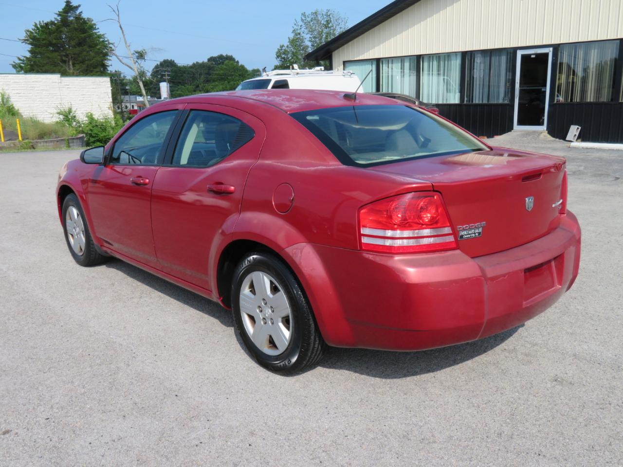 Dodge Avenger 4dr Sdn SXT 2010