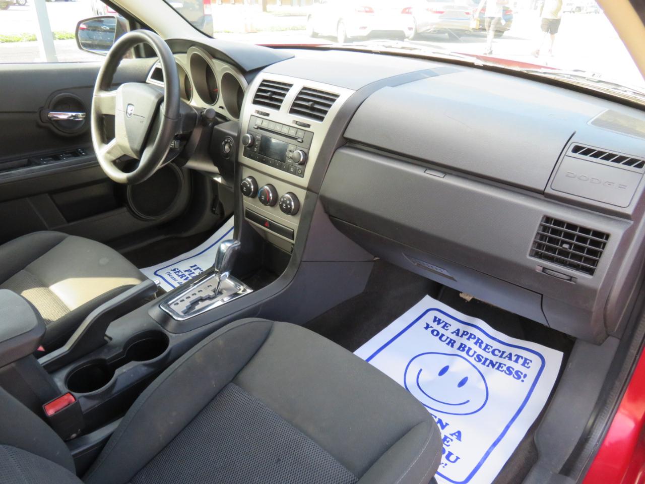 Dodge Avenger 4dr Sdn SXT 2010