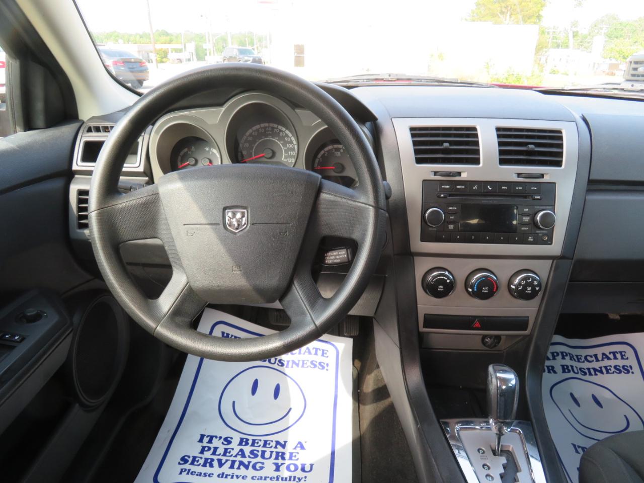 Dodge Avenger 4dr Sdn SXT 2010