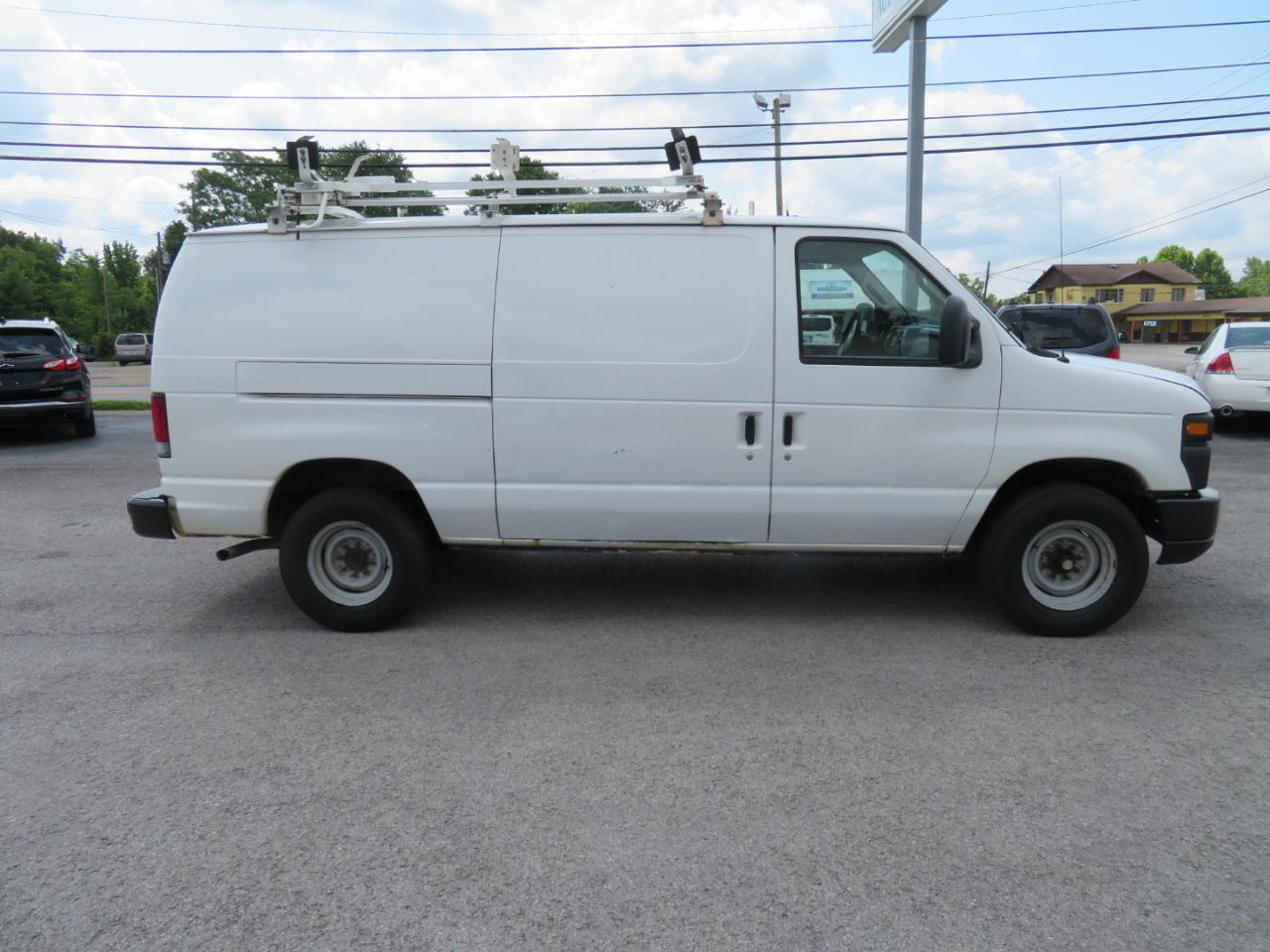 Ford Econoline Cargo Van E-250 Commercial 2012