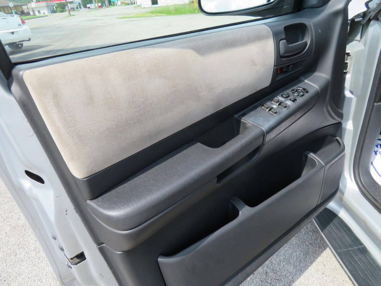 Dodge Durango 4dr 4WD R/T 2002