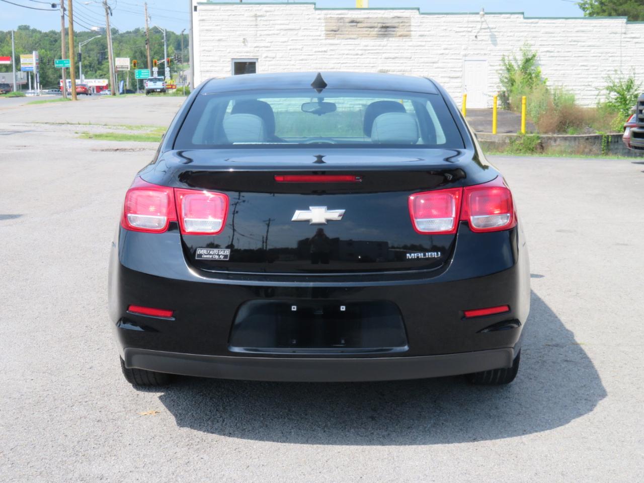 Chevrolet Malibu 4dr Sdn LS w/1FL 2013