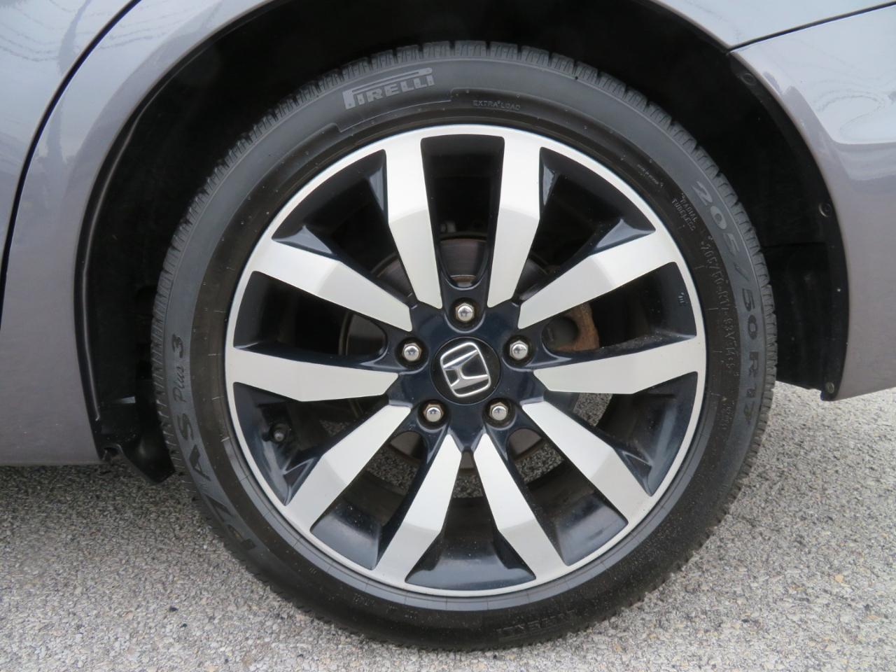 Honda Civic Sedan 4dr CVT EX-L 2015
