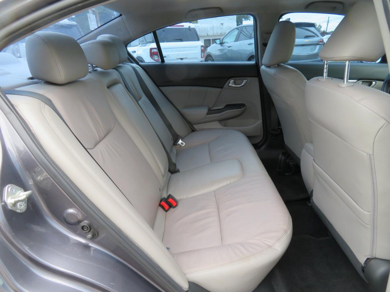 Honda Civic Sedan 4dr CVT EX-L 2015