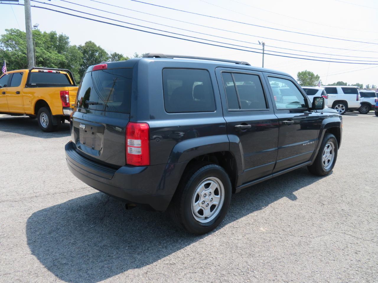Jeep Patriot FWD 4dr Sport 2015