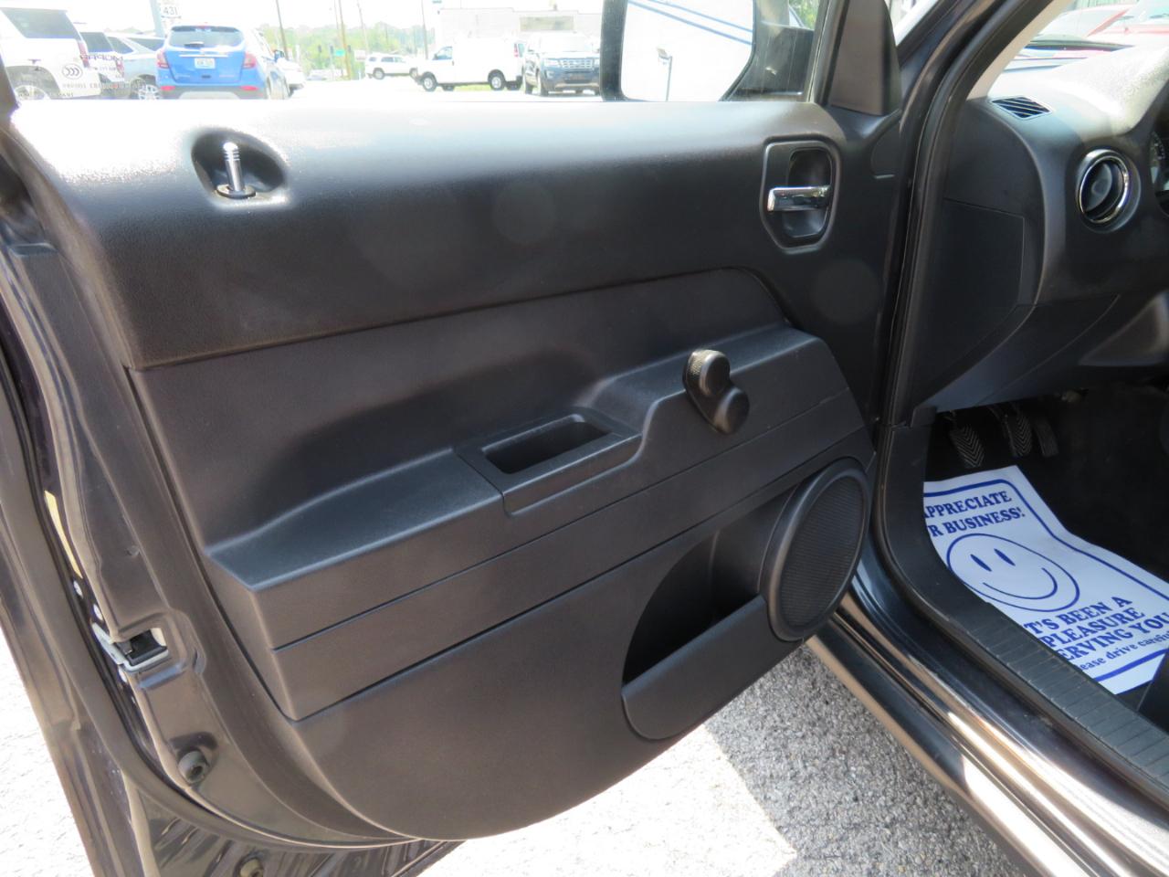 Jeep Patriot FWD 4dr Sport 2015
