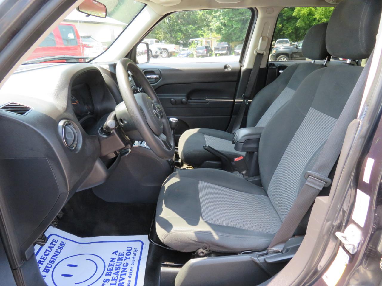 Jeep Patriot FWD 4dr Sport 2015