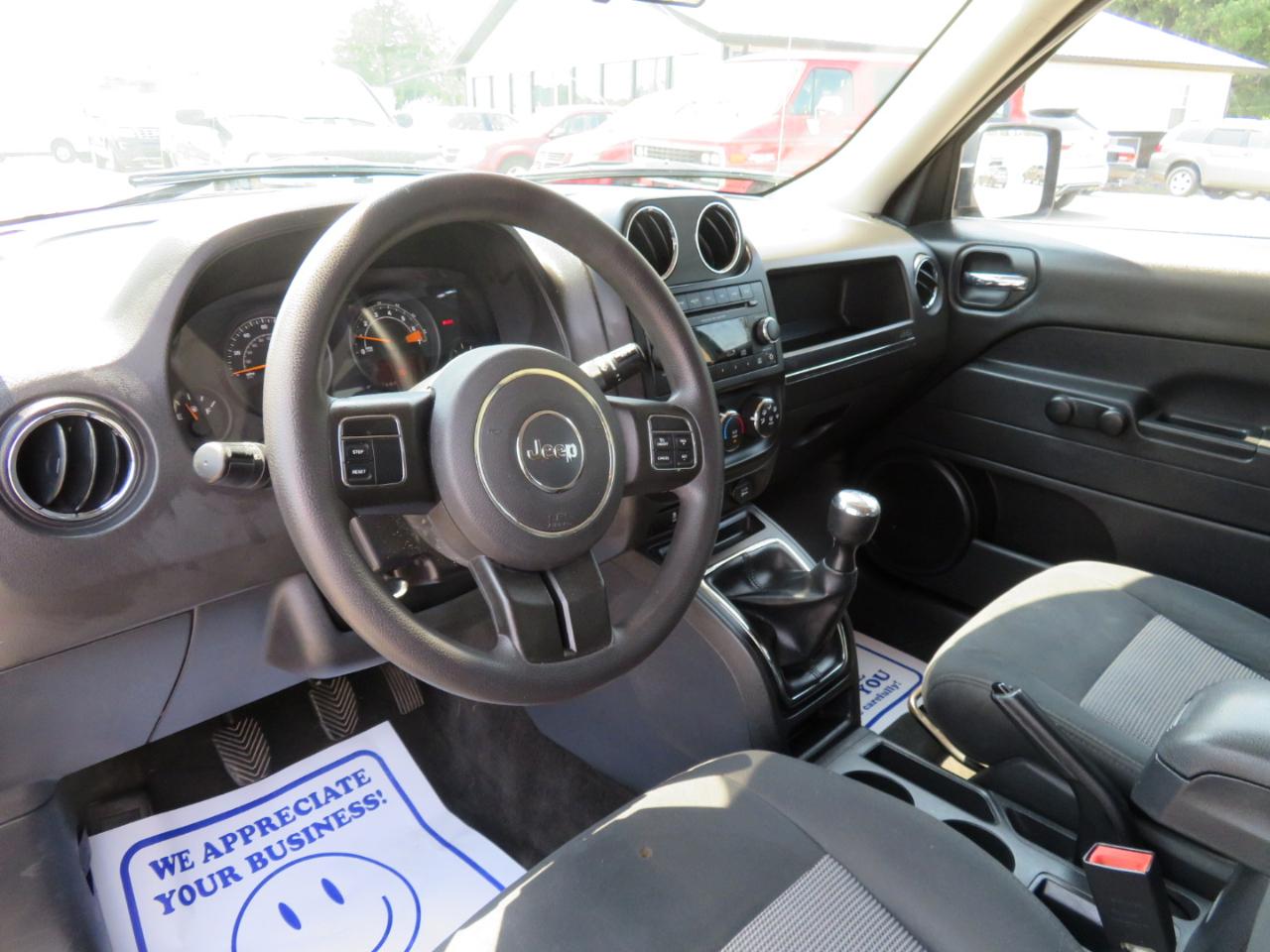 Jeep Patriot FWD 4dr Sport 2015